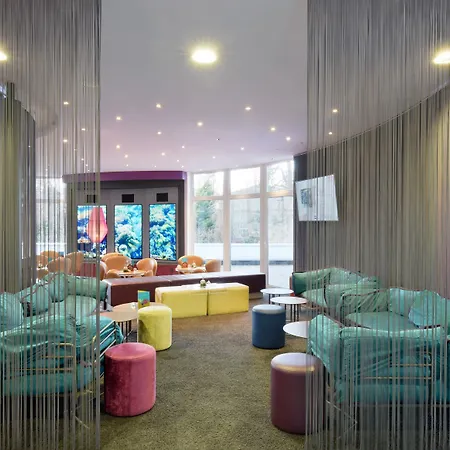 מלון Designhotel + Congresscentrum Wienecke Xi. 4*