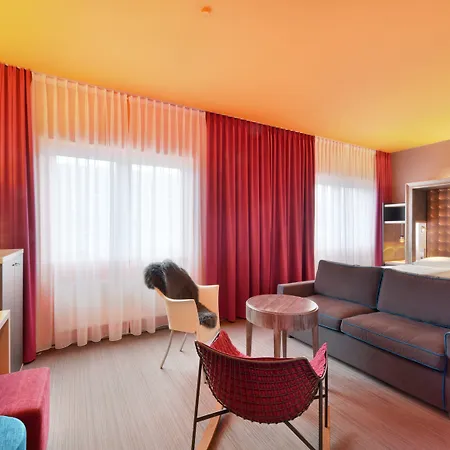 Designhotel + Congresscentrum Wienecke Xi.