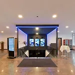 디자인호텔 + 콩그렌스센트룸 비에넥크 Xi. 호텔