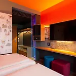 디자인호텔 + 콩그렌스센트룸 비에넥크 Xi. 4*