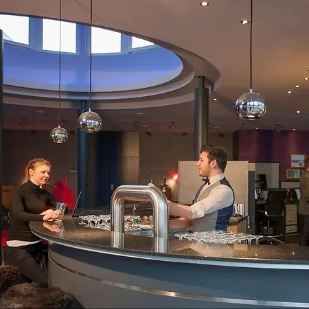 Designhotel + Congresscentrum Wienecke Xi. Otel 4*