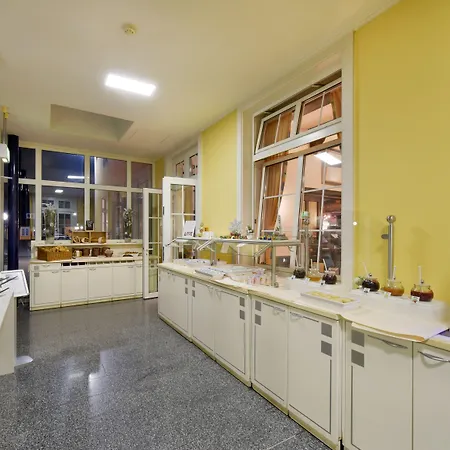 Hotel Designhotel + Congresscentrum Wienecke Xi. 4*