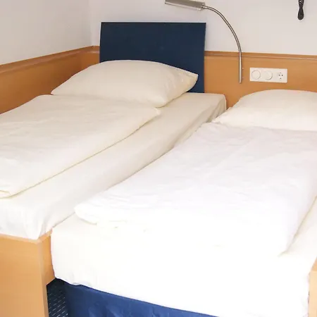 Otel Designhotel + Congresscentrum Wienecke Xi.