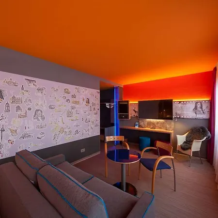 Otel Designhotel + Congresscentrum Wienecke Xi. 4*