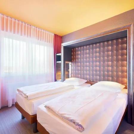Otel Designhotel + Congresscentrum Wienecke Xi.