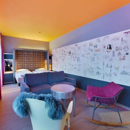 Otel Designhotel + Congresscentrum Wienecke Xi. 4*